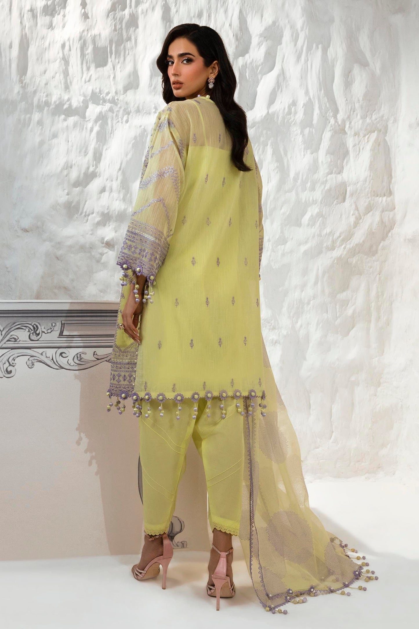 Sana Safinaz Luxury Muzlin Lawn Embroidered – M242-010A-CT
